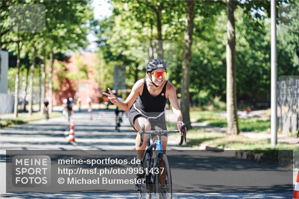 09.08.2026 - GEWOBA Citytriathlon Bremen Michael Burmester http://msf.ph/oto/9951437 09.08.2026 14:16:16 Radfahren 20, 39, 217, 220, 329, 345, 351 meine-sportfotos.de