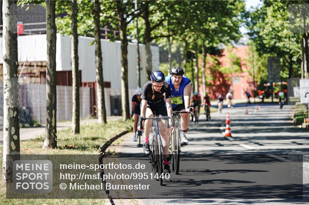 09.08.2026 - GEWOBA Citytriathlon Bremen Michael Burmester http://msf.ph/oto/9951440 09.08.2026 14:16:23 Radfahren 20, 39, 58, 203, 217, 220, 271, 284, 345, 351 meine-sportfotos.de
