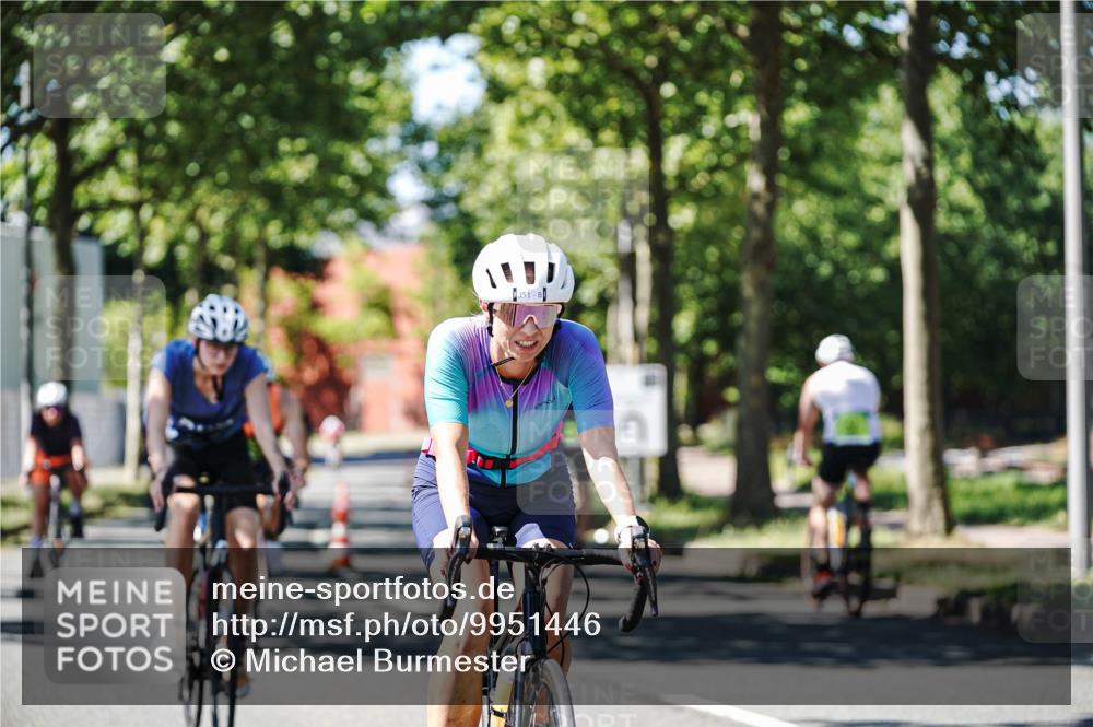 09.08.2026 - GEWOBA Citytriathlon Bremen Michael Burmester http://msf.ph/oto/9951446 09.08.2026 14:16:26 Radfahren 20, 58, 132, 203, 217, 220, 240, 271, 284, 345, 351 meine-sportfotos.de
