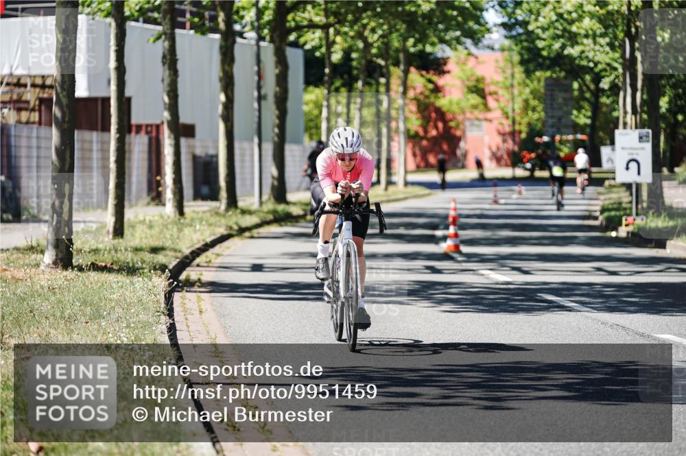 09.08.2026 - GEWOBA Citytriathlon Bremen Michael Burmester http://msf.ph/oto/9951459 09.08.2026 14:16:36 Radfahren 58, 132, 192, 203, 220, 240, 271, 284, 325, 351, 360 meine-sportfotos.de