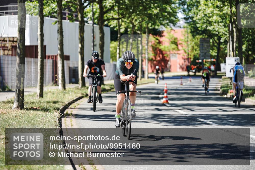 09.08.2026 - GEWOBA Citytriathlon Bremen Michael Burmester http://msf.ph/oto/9951460 09.08.2026 14:16:39 Radfahren 58, 132, 192, 203, 240, 325, 334, 360 meine-sportfotos.de