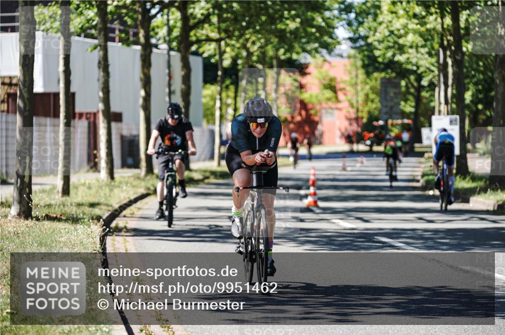 09.08.2026 - GEWOBA Citytriathlon Bremen Michael Burmester http://msf.ph/oto/9951462 09.08.2026 14:16:39 Radfahren 58, 132, 192, 203, 240, 325, 334, 360 meine-sportfotos.de