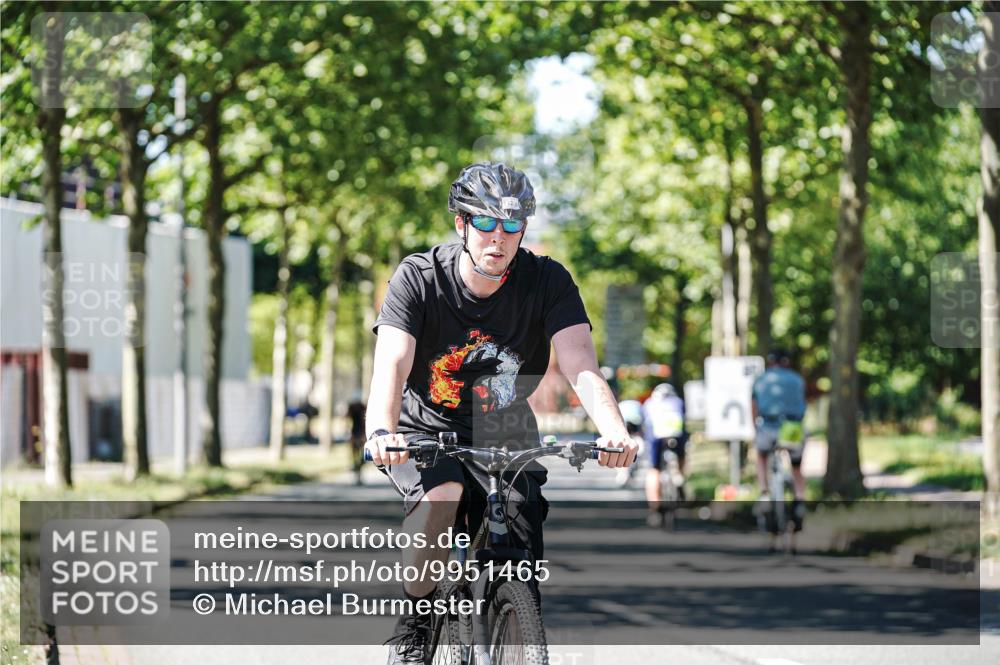 09.08.2026 - GEWOBA Citytriathlon Bremen Michael Burmester http://msf.ph/oto/9951465 09.08.2026 14:16:42 Radfahren 132, 192, 240, 325, 334, 360 meine-sportfotos.de