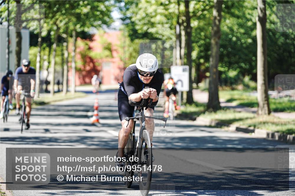 09.08.2026 - GEWOBA Citytriathlon Bremen Michael Burmester http://msf.ph/oto/9951478 09.08.2026 14:17:06 Radfahren 42, 106, 211, 395, 396 meine-sportfotos.de