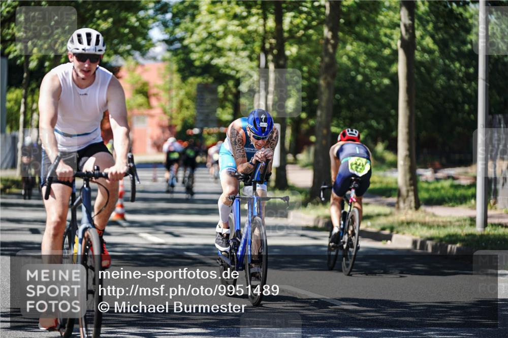 09.08.2026 - GEWOBA Citytriathlon Bremen Michael Burmester http://msf.ph/oto/9951489 09.08.2026 14:17:18 Radfahren 42, 101, 211, 395, 396 meine-sportfotos.de