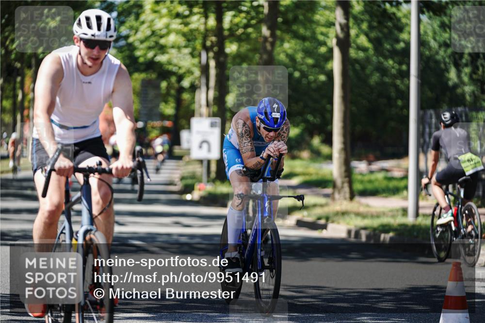 09.08.2026 - GEWOBA Citytriathlon Bremen Michael Burmester http://msf.ph/oto/9951491 09.08.2026 14:17:18 Radfahren 42, 101, 211, 395, 396 meine-sportfotos.de