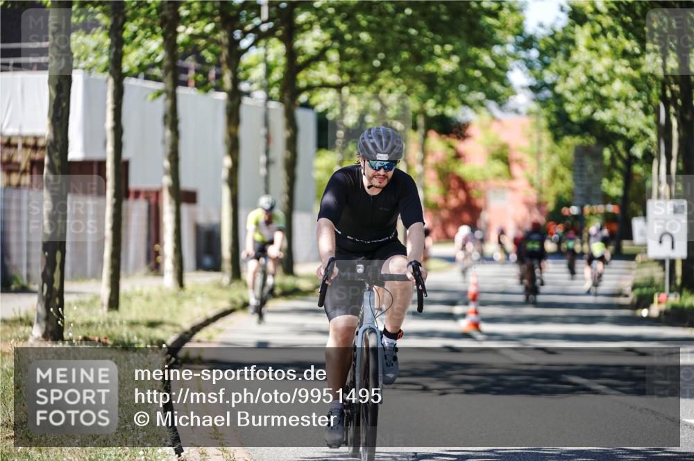 09.08.2026 - GEWOBA Citytriathlon Bremen Michael Burmester http://msf.ph/oto/9951495 09.08.2026 14:17:24 Radfahren 42, 88, 101, 110, 193, 274, 321, 356 meine-sportfotos.de