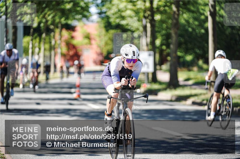 09.08.2026 - GEWOBA Citytriathlon Bremen Michael Burmester http://msf.ph/oto/9951519 09.08.2026 14:17:39 Radfahren 88, 106, 110, 193, 229, 256, 269, 274, 290, 293, 309, 316, 321, 337, 356, 378, 429, 457, 470 meine-sportfotos.de