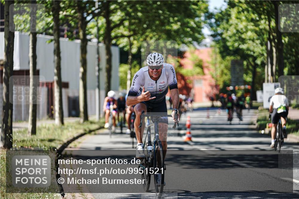09.08.2026 - GEWOBA Citytriathlon Bremen Michael Burmester http://msf.ph/oto/9951521 09.08.2026 14:17:40 Radfahren 88, 106, 110, 193, 229, 256, 269, 274, 290, 293, 309, 316, 321, 337, 356, 378, 429, 457, 470 meine-sportfotos.de