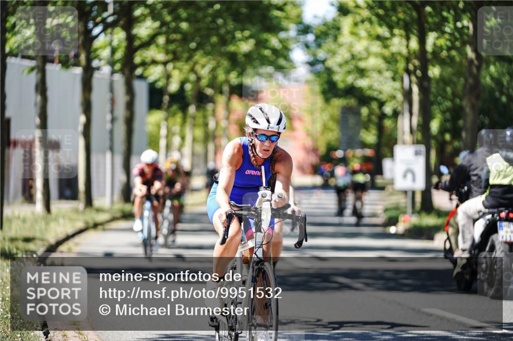 09.08.2026 - GEWOBA Citytriathlon Bremen Michael Burmester http://msf.ph/oto/9951532 09.08.2026 14:17:43 Radfahren 106, 193, 229, 235, 256, 269, 290, 293, 309, 316, 320, 336, 337, 378, 429, 457, 470, 485 meine-sportfotos.de