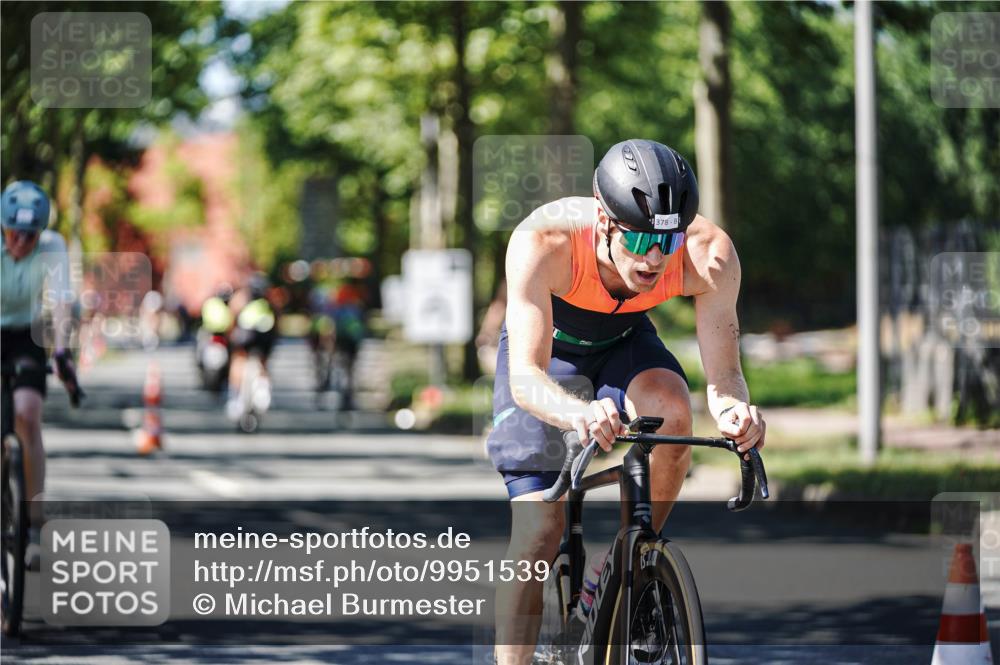 09.08.2026 - GEWOBA Citytriathlon Bremen Michael Burmester http://msf.ph/oto/9951539 09.08.2026 14:17:46 Radfahren 65, 106, 205, 229, 235, 256, 269, 290, 293, 316, 320, 336, 378, 429, 457, 470, 485 meine-sportfotos.de