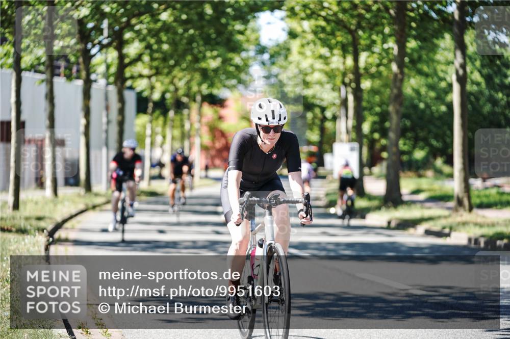 09.08.2026 - GEWOBA Citytriathlon Bremen Michael Burmester http://msf.ph/oto/9951603 09.08.2026 14:18:34 Radfahren 18, 202, 207, 213, 276, 277, 280, 307, 314, 369, 377, 385, 448 meine-sportfotos.de