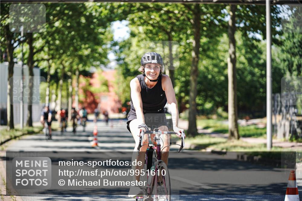 09.08.2026 - GEWOBA Citytriathlon Bremen Michael Burmester http://msf.ph/oto/9951610 09.08.2026 14:18:38 Radfahren 18, 173, 202, 221, 277, 280, 297, 307, 314, 347, 352, 369, 377, 385, 448 meine-sportfotos.de