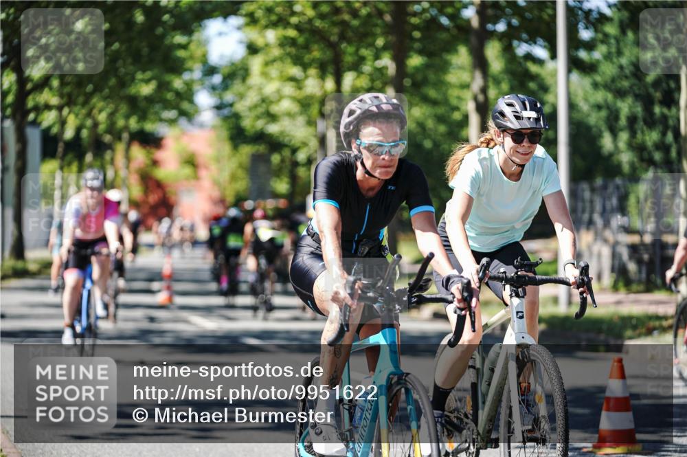 09.08.2026 - GEWOBA Citytriathlon Bremen Michael Burmester http://msf.ph/oto/9951622 09.08.2026 14:18:45 Radfahren 107, 173, 210, 221, 227, 244, 266, 277, 280, 289, 297, 314, 324, 344, 347, 352, 369, 385 meine-sportfotos.de