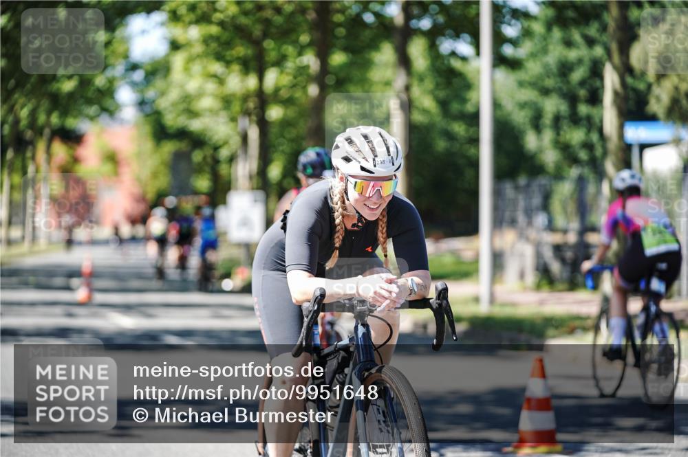 09.08.2026 - GEWOBA Citytriathlon Bremen Michael Burmester http://msf.ph/oto/9951648 09.08.2026 14:19:00 Radfahren 107, 210, 223, 238, 244, 266, 289, 306, 341, 344, 370, 373, 403, 455 meine-sportfotos.de