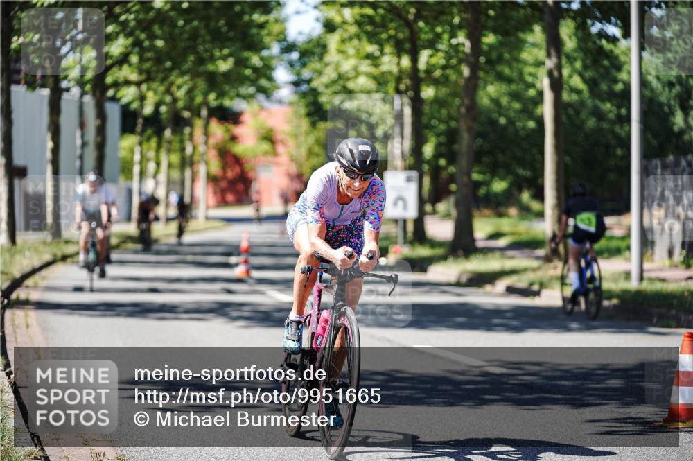 09.08.2026 - GEWOBA Citytriathlon Bremen Michael Burmester http://msf.ph/oto/9951665 09.08.2026 14:19:17 Radfahren 197, 204, 216, 223, 238, 253, 306, 335, 487, 523 meine-sportfotos.de
