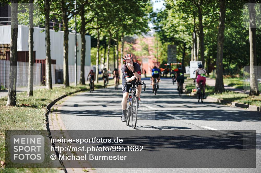 09.08.2026 - GEWOBA Citytriathlon Bremen Michael Burmester http://msf.ph/oto/9951682 09.08.2026 14:19:26 Radfahren 197, 204, 230, 261, 281, 330, 335, 342, 434, 487, 521, 523 meine-sportfotos.de