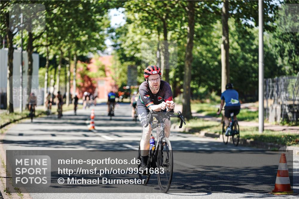 09.08.2026 - GEWOBA Citytriathlon Bremen Michael Burmester http://msf.ph/oto/9951683 09.08.2026 14:19:26 Radfahren 197, 204, 230, 261, 281, 330, 335, 342, 434, 487, 521, 523 meine-sportfotos.de