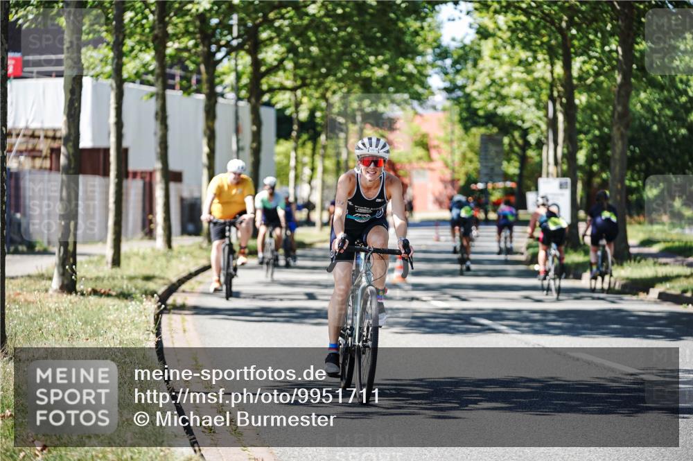 09.08.2026 - GEWOBA Citytriathlon Bremen Michael Burmester http://msf.ph/oto/9951711 09.08.2026 14:19:42 Radfahren 142, 166, 196, 206, 222, 234, 239, 261, 262, 273, 281, 319, 326, 330, 342, 454, 458, 521 meine-sportfotos.de