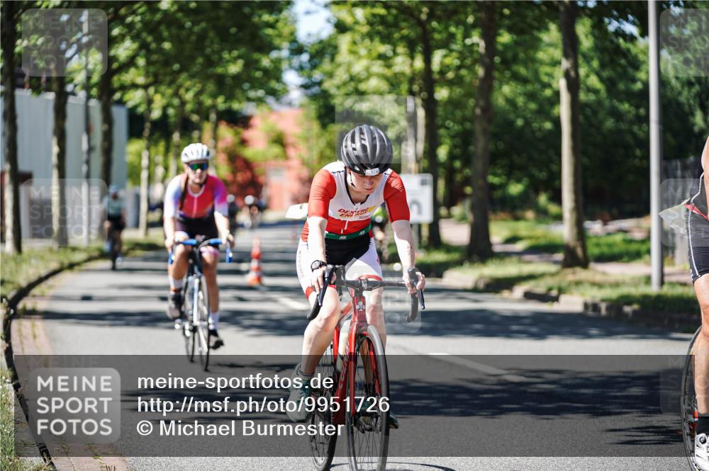 09.08.2026 - GEWOBA Citytriathlon Bremen Michael Burmester http://msf.ph/oto/9951726 09.08.2026 14:19:48 Radfahren 142, 166, 196, 206, 209, 222, 224, 234, 239, 258, 262, 273, 326, 400, 454, 458, 522 meine-sportfotos.de