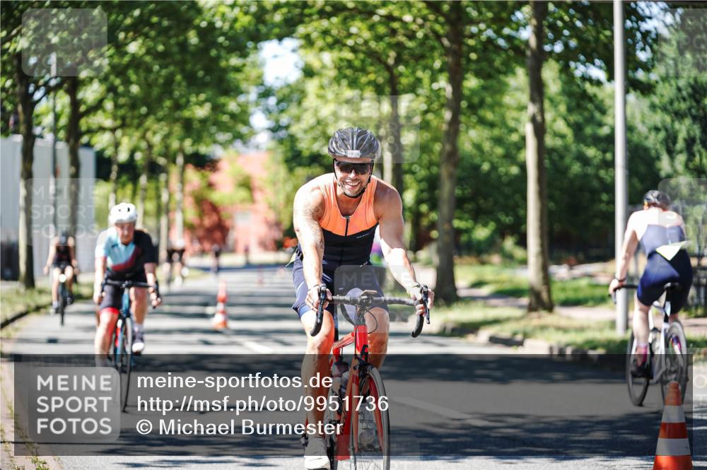 09.08.2026 - GEWOBA Citytriathlon Bremen Michael Burmester http://msf.ph/oto/9951736 09.08.2026 14:19:53 Radfahren 196, 206, 209, 222, 224, 234, 239, 249, 258, 262, 326, 340, 400, 458, 522 meine-sportfotos.de
