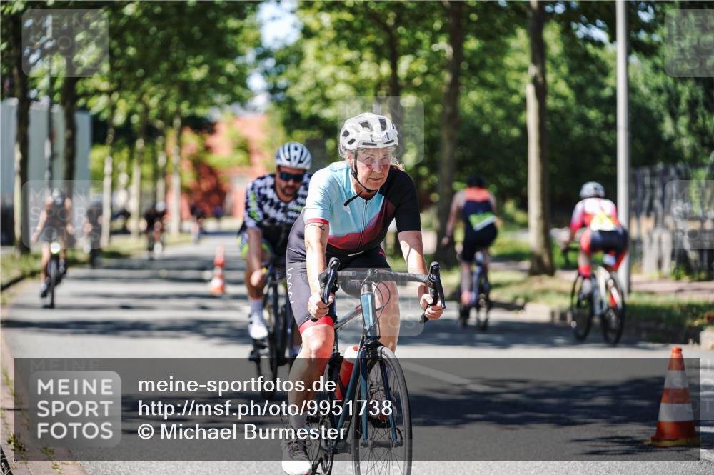 09.08.2026 - GEWOBA Citytriathlon Bremen Michael Burmester http://msf.ph/oto/9951738 09.08.2026 14:19:54 Radfahren 196, 206, 209, 222, 224, 234, 239, 249, 258, 262, 326, 340, 400, 410, 458, 522 meine-sportfotos.de