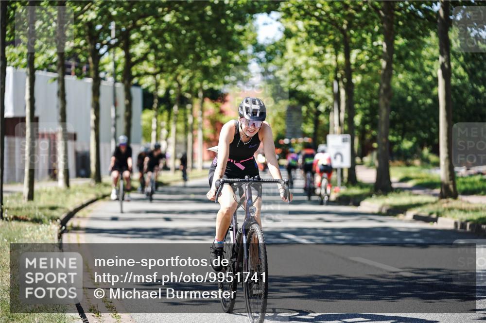 09.08.2026 - GEWOBA Citytriathlon Bremen Michael Burmester http://msf.ph/oto/9951741 09.08.2026 14:19:57 Radfahren 196, 209, 222, 224, 237, 239, 249, 258, 310, 340, 400, 410, 458, 522 meine-sportfotos.de
