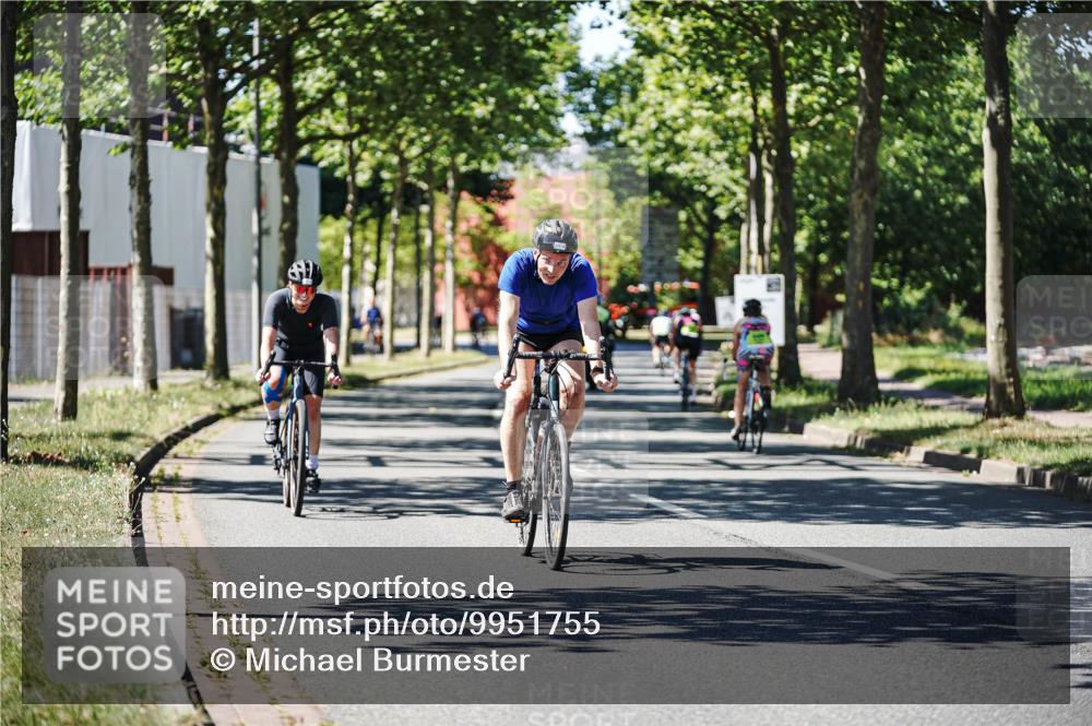 09.08.2026 - GEWOBA Citytriathlon Bremen Michael Burmester http://msf.ph/oto/9951755 09.08.2026 14:20:06 Radfahren 199, 224, 237, 249, 310, 313, 340, 368, 400, 410, 431, 522 meine-sportfotos.de