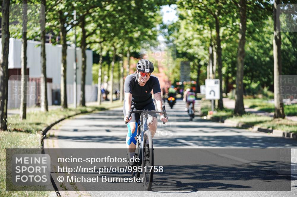 09.08.2026 - GEWOBA Citytriathlon Bremen Michael Burmester http://msf.ph/oto/9951758 09.08.2026 14:20:08 Radfahren 199, 237, 249, 310, 313, 340, 368, 410, 417, 431 meine-sportfotos.de