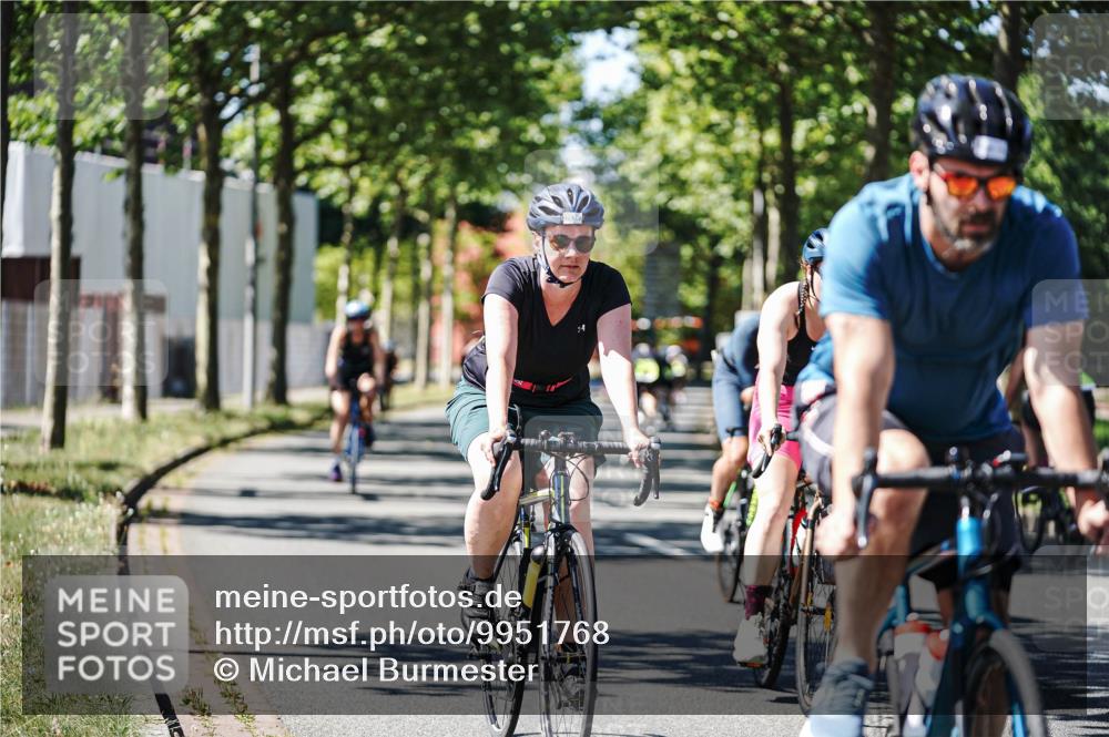09.08.2026 - GEWOBA Citytriathlon Bremen Michael Burmester http://msf.ph/oto/9951768 09.08.2026 14:20:18 Radfahren 199, 313, 368, 398, 417, 431, 456, 482, 532 meine-sportfotos.de