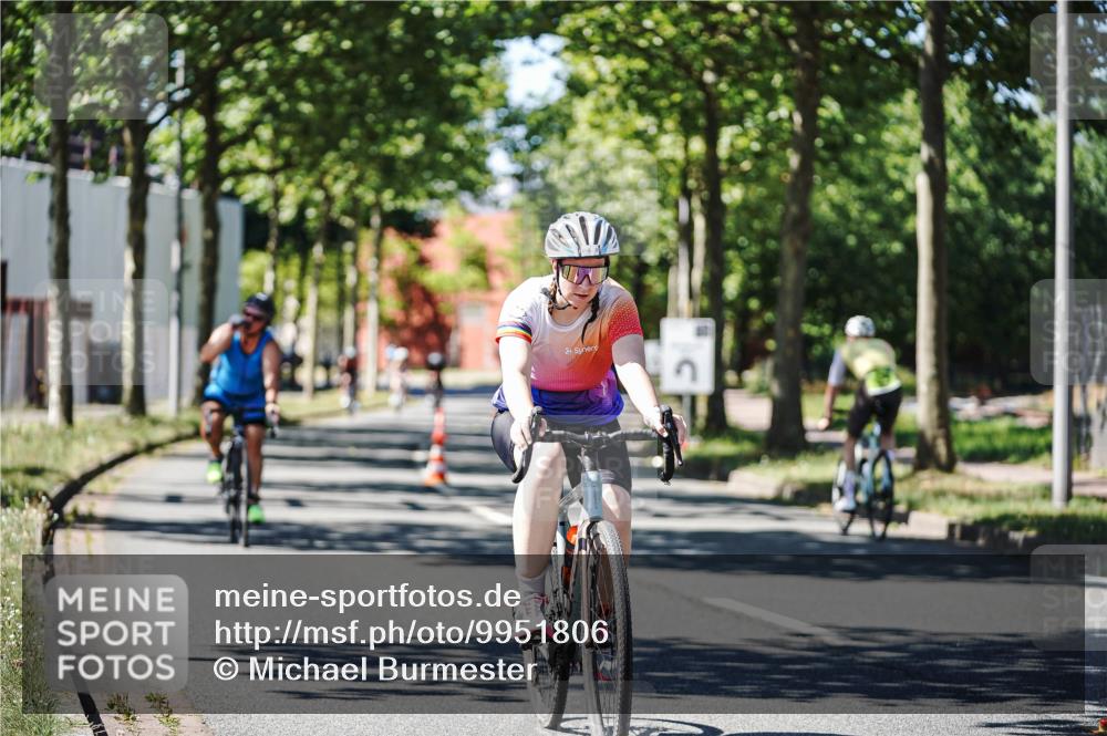 09.08.2026 - GEWOBA Citytriathlon Bremen Michael Burmester http://msf.ph/oto/9951806 09.08.2026 14:20:47 Radfahren 198, 264, 282, 390, 402, 438, 501, 508 meine-sportfotos.de