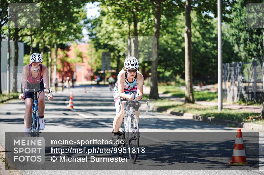 09.08.2026 - GEWOBA Citytriathlon Bremen Michael Burmester http://msf.ph/oto/9951818 09.08.2026 14:20:54 Radfahren 30, 198, 214, 252, 264, 268, 390, 402, 479, 501, 508 meine-sportfotos.de