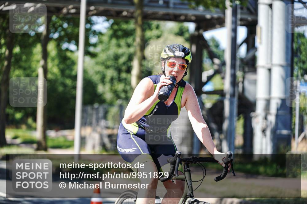 09.08.2026 - GEWOBA Citytriathlon Bremen Michael Burmester http://msf.ph/oto/9951829 09.08.2026 14:21:06 Radfahren 30, 214, 231, 252, 255, 268, 409, 479, 515 meine-sportfotos.de
