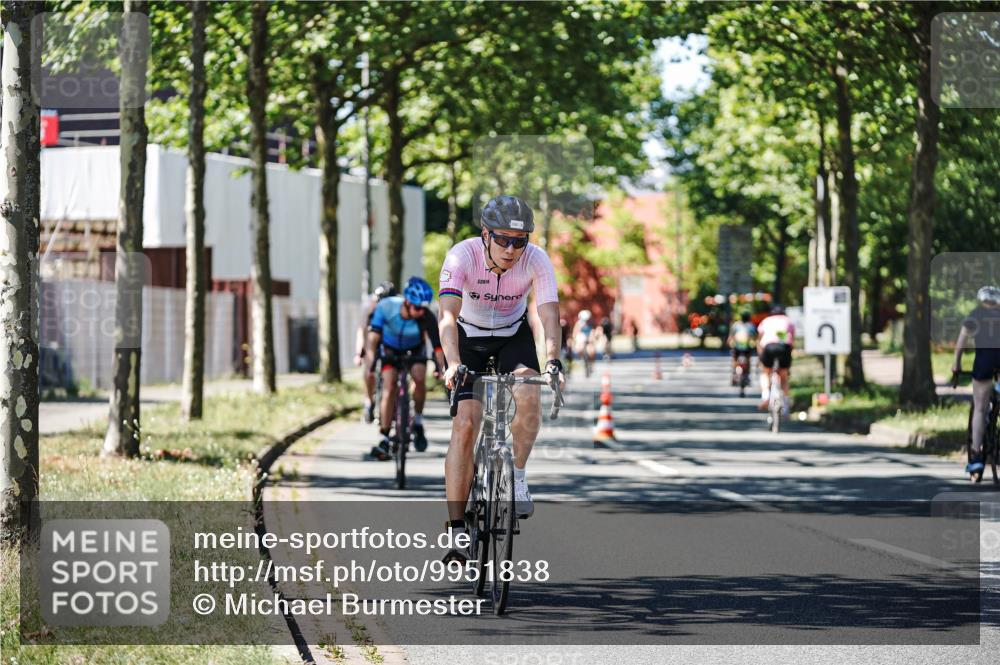 09.08.2026 - GEWOBA Citytriathlon Bremen Michael Burmester http://msf.ph/oto/9951838 09.08.2026 14:21:19 Radfahren 167, 231, 348, 388, 405, 412, 422, 440, 493, 515 meine-sportfotos.de