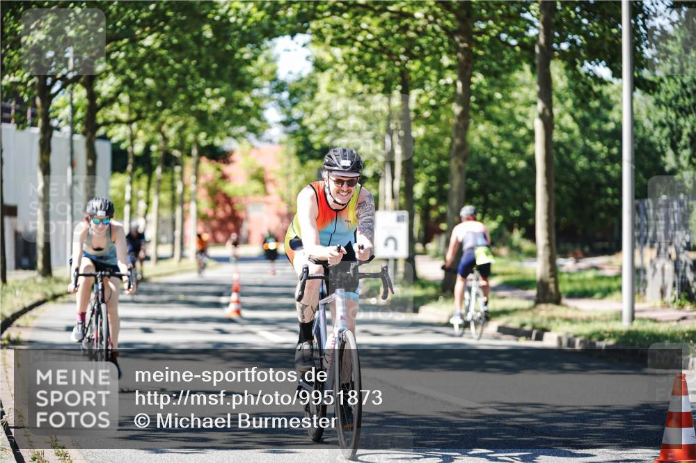 09.08.2026 - GEWOBA Citytriathlon Bremen Michael Burmester http://msf.ph/oto/9951873 09.08.2026 14:21:43 Radfahren 23, 138, 194, 195, 201, 358, 393, 423, 437, 442, 449, 525 meine-sportfotos.de