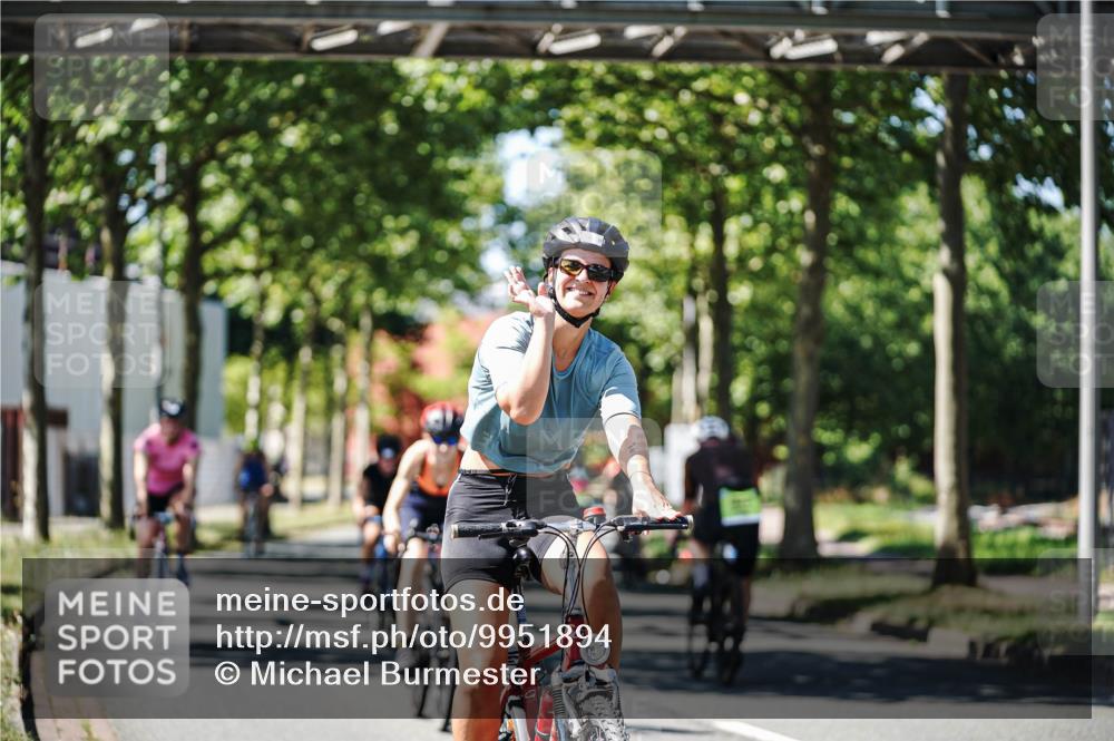 09.08.2026 - GEWOBA Citytriathlon Bremen Michael Burmester http://msf.ph/oto/9951894 09.08.2026 14:22:09 Radfahren 191, 212, 219, 296, 303, 311, 391, 432, 519 meine-sportfotos.de
