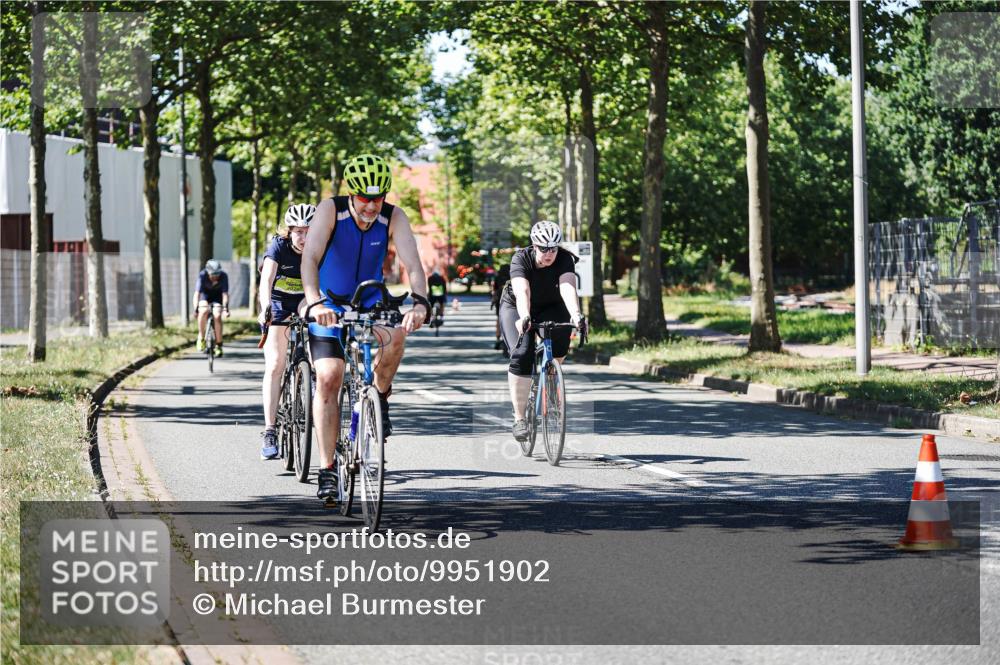 09.08.2026 - GEWOBA Citytriathlon Bremen Michael Burmester http://msf.ph/oto/9951902 09.08.2026 14:22:13 Radfahren 191, 212, 219, 241, 296, 303, 311, 391, 432, 519 meine-sportfotos.de