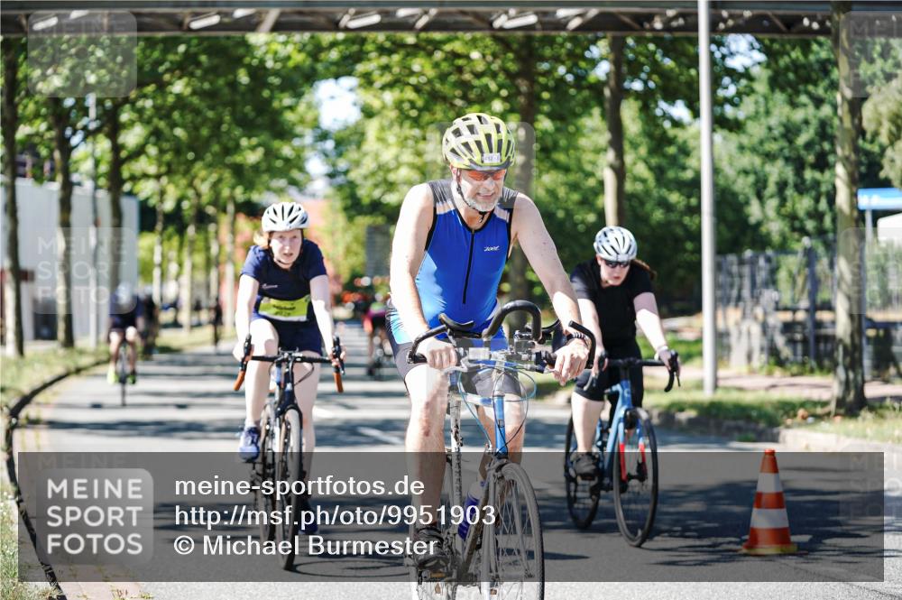 09.08.2026 - GEWOBA Citytriathlon Bremen Michael Burmester http://msf.ph/oto/9951903 09.08.2026 14:22:14 Radfahren 191, 212, 219, 241, 296, 303, 311, 391, 432, 519 meine-sportfotos.de