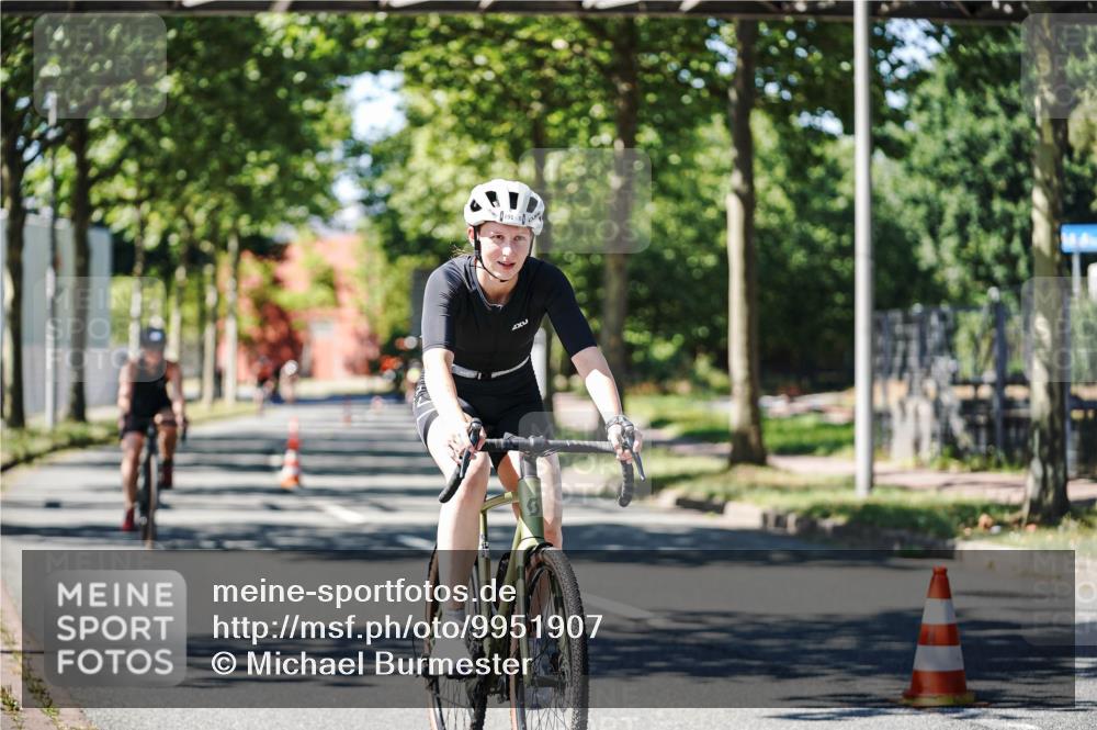09.08.2026 - GEWOBA Citytriathlon Bremen Michael Burmester http://msf.ph/oto/9951907 09.08.2026 14:22:20 Radfahren 191, 212, 219, 241, 311, 391, 432, 519 meine-sportfotos.de