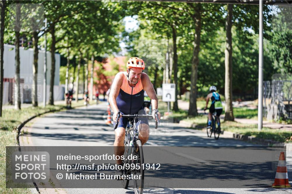 09.08.2026 - GEWOBA Citytriathlon Bremen Michael Burmester http://msf.ph/oto/9951942 09.08.2026 14:22:50 Radfahren 188, 259, 298, 372, 381, 452, 480, 486 meine-sportfotos.de