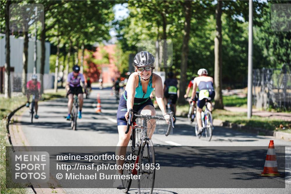 09.08.2026 - GEWOBA Citytriathlon Bremen Michael Burmester http://msf.ph/oto/9951953 09.08.2026 14:22:57 Radfahren 188, 245, 259, 267, 372, 419, 452, 480, 486 meine-sportfotos.de