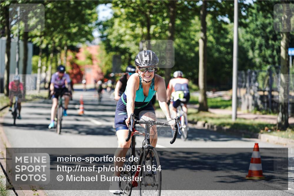 09.08.2026 - GEWOBA Citytriathlon Bremen Michael Burmester http://msf.ph/oto/9951954 09.08.2026 14:22:58 Radfahren 188, 245, 259, 267, 372, 415, 419, 452, 480, 486 meine-sportfotos.de