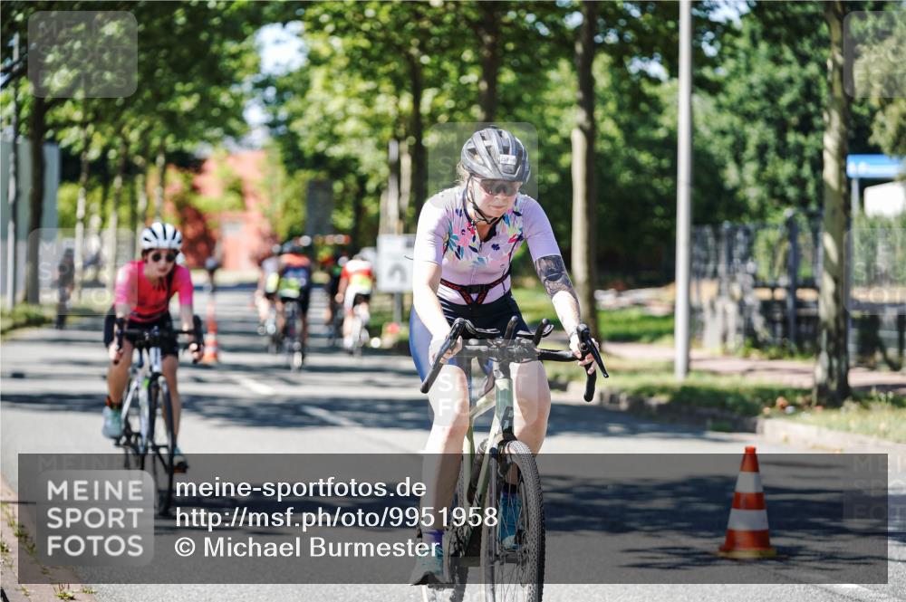 09.08.2026 - GEWOBA Citytriathlon Bremen Michael Burmester http://msf.ph/oto/9951958 09.08.2026 14:22:59 Radfahren 188, 245, 259, 267, 372, 415, 419, 480, 486 meine-sportfotos.de