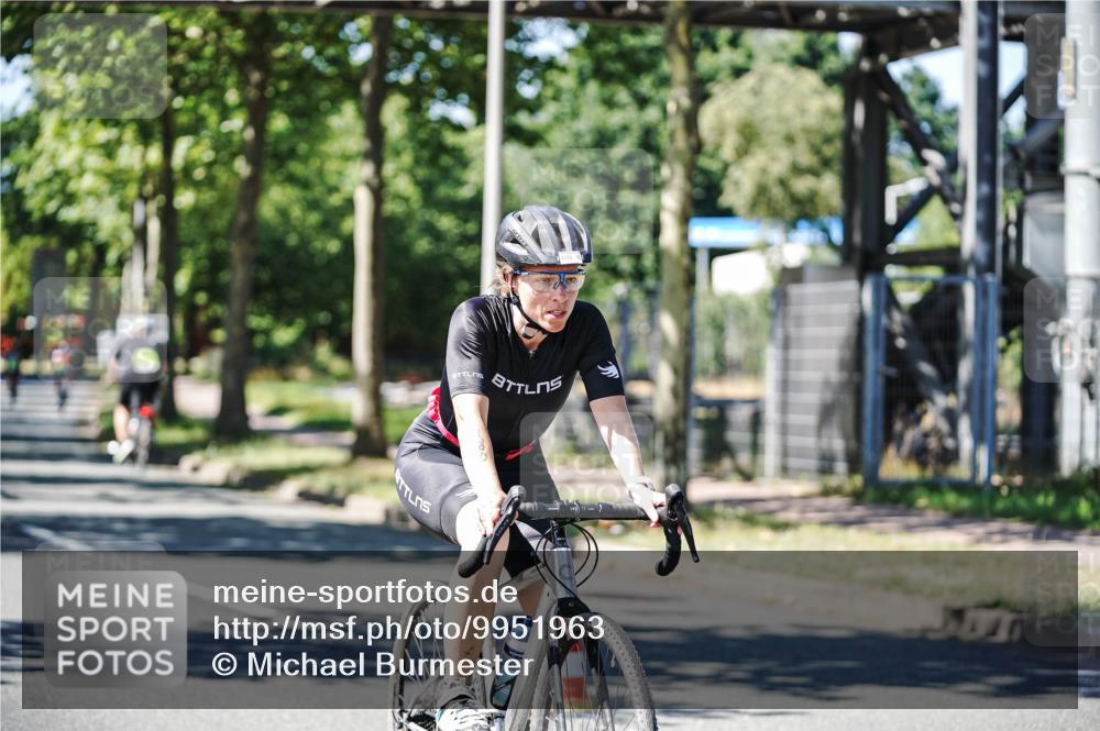 09.08.2026 - GEWOBA Citytriathlon Bremen Michael Burmester http://msf.ph/oto/9951963 09.08.2026 14:23:04 Radfahren 188, 245, 259, 267, 372, 415, 419, 480, 486 meine-sportfotos.de