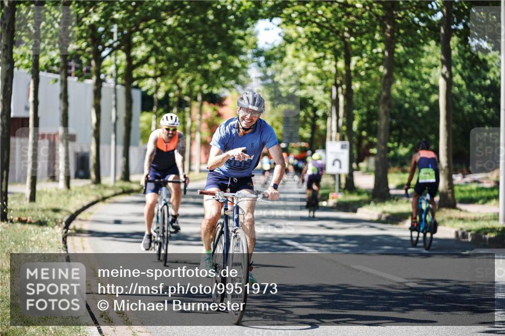 09.08.2026 - GEWOBA Citytriathlon Bremen Michael Burmester http://msf.ph/oto/9951973 09.08.2026 14:23:19 Radfahren 31, 375, 379, 441, 463 meine-sportfotos.de