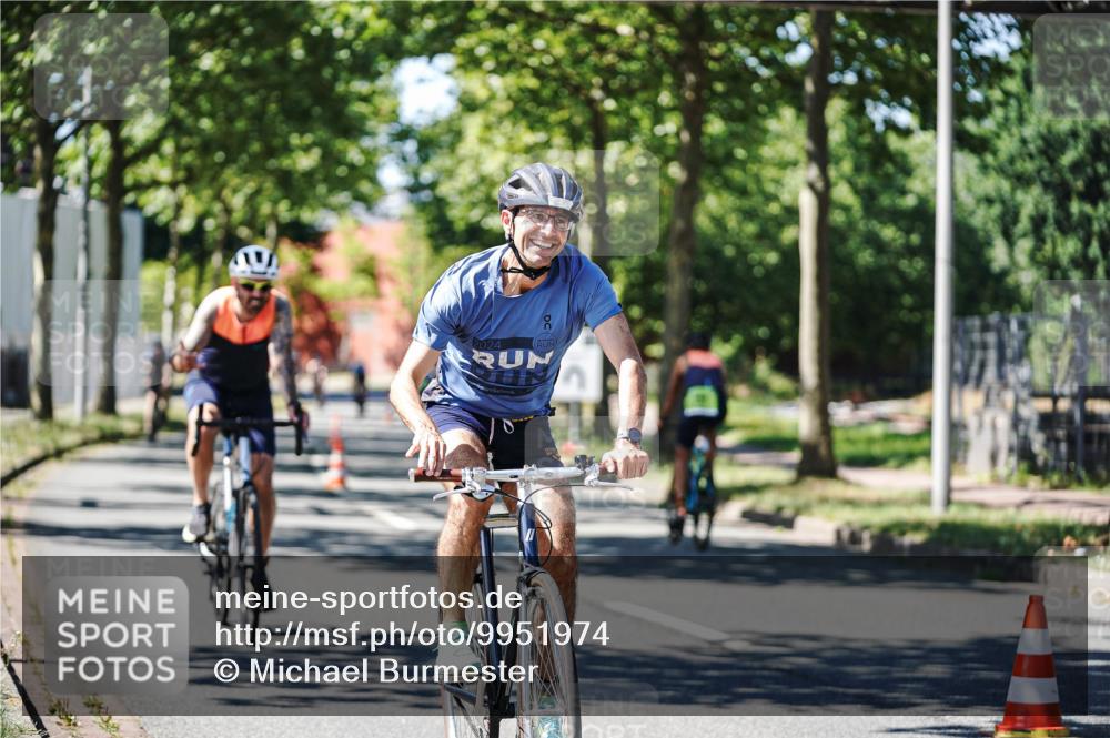 09.08.2026 - GEWOBA Citytriathlon Bremen Michael Burmester http://msf.ph/oto/9951974 09.08.2026 14:23:19 Radfahren 31, 375, 379, 441, 463 meine-sportfotos.de