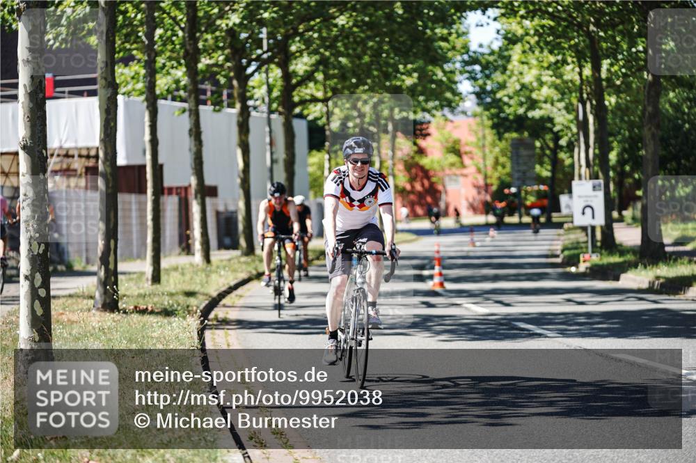 09.08.2026 - GEWOBA Citytriathlon Bremen Michael Burmester http://msf.ph/oto/9952038 09.08.2026 14:24:14 Radfahren 55, 315, 361, 436, 468, 495, 502 meine-sportfotos.de