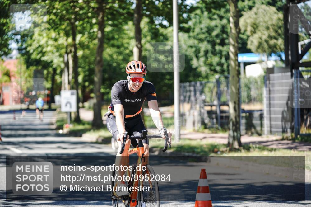 09.08.2026 - GEWOBA Citytriathlon Bremen Michael Burmester http://msf.ph/oto/9952084 09.08.2026 14:24:58 Radfahren 112, 141, 380, 514 meine-sportfotos.de