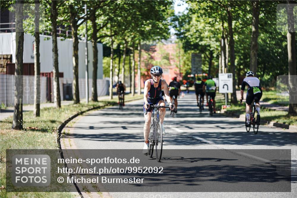 09.08.2026 - GEWOBA Citytriathlon Bremen Michael Burmester http://msf.ph/oto/9952092 09.08.2026 14:25:11 Radfahren 112, 187, 359, 380, 491, 492, 524 meine-sportfotos.de