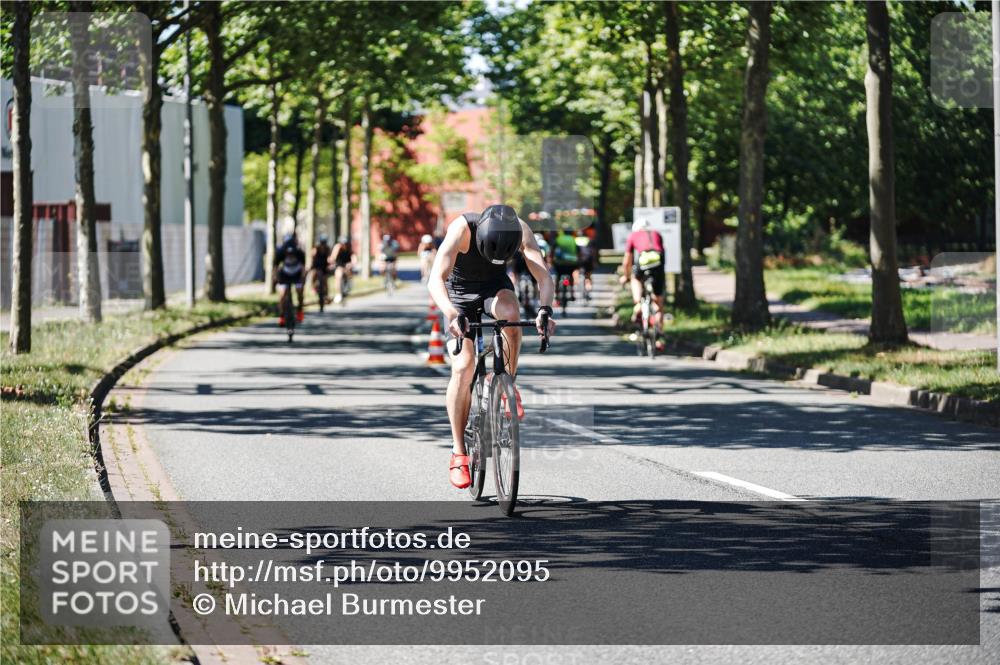 09.08.2026 - GEWOBA Citytriathlon Bremen Michael Burmester http://msf.ph/oto/9952095 09.08.2026 14:25:15 Radfahren 181, 187, 359, 380, 491, 492, 518, 524 meine-sportfotos.de